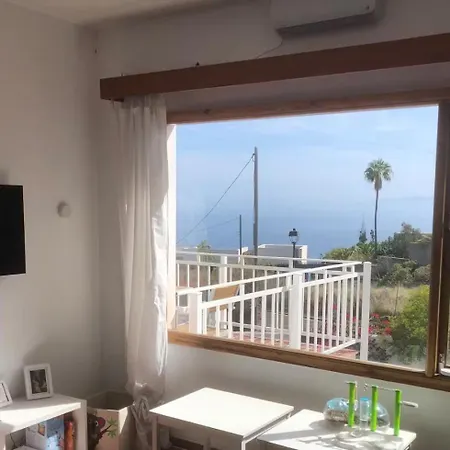 Hermosa Casa En Santa Cruz Tacoronte