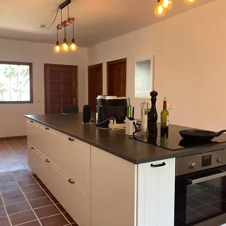 Hermosa Casa En Santa Cruz Feriehus Tacoronte