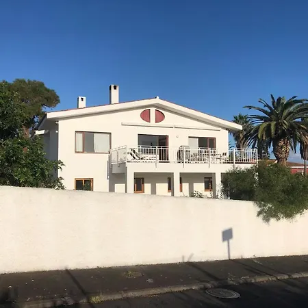 Hermosa Casa En Santa Cruz Hébergement de vacances