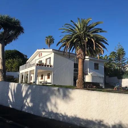 Hermosa Casa En Santa Cruz Tacoronte